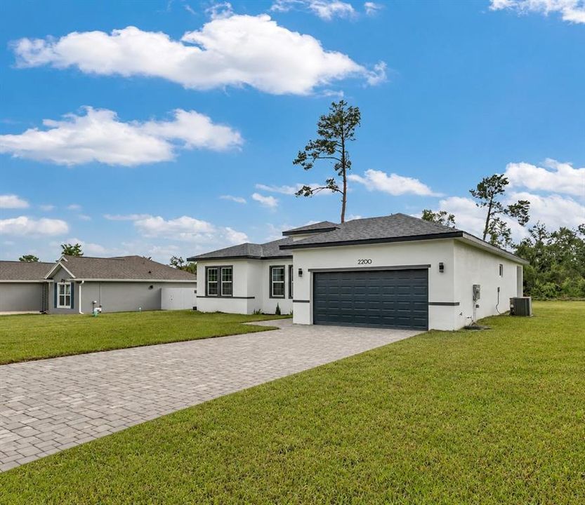 For Sale: $314,900 (4 beds, 2 baths, 1878 Square Feet)
