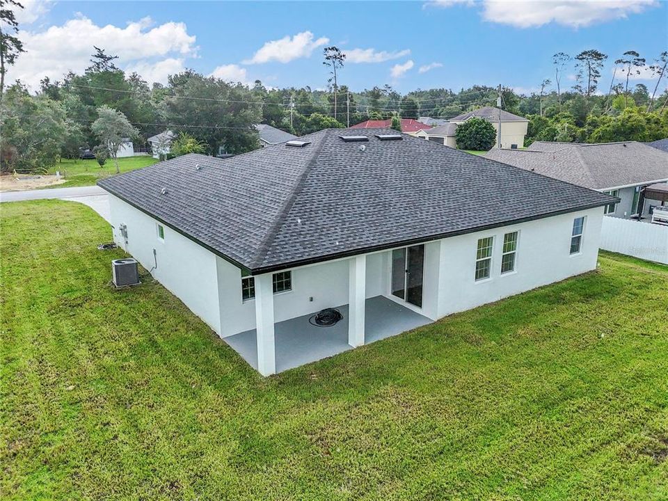 For Sale: $314,900 (4 beds, 2 baths, 1878 Square Feet)
