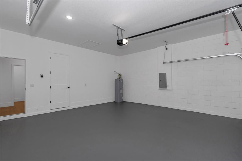 For Sale: $314,900 (4 beds, 2 baths, 1878 Square Feet)