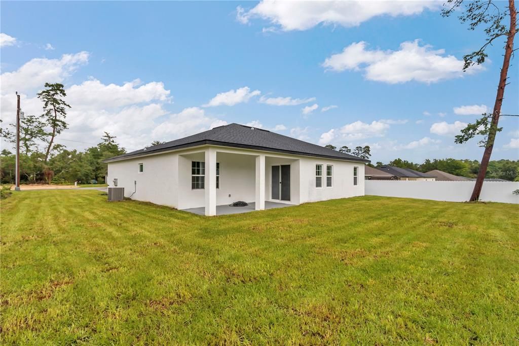 For Sale: $314,900 (4 beds, 2 baths, 1878 Square Feet)