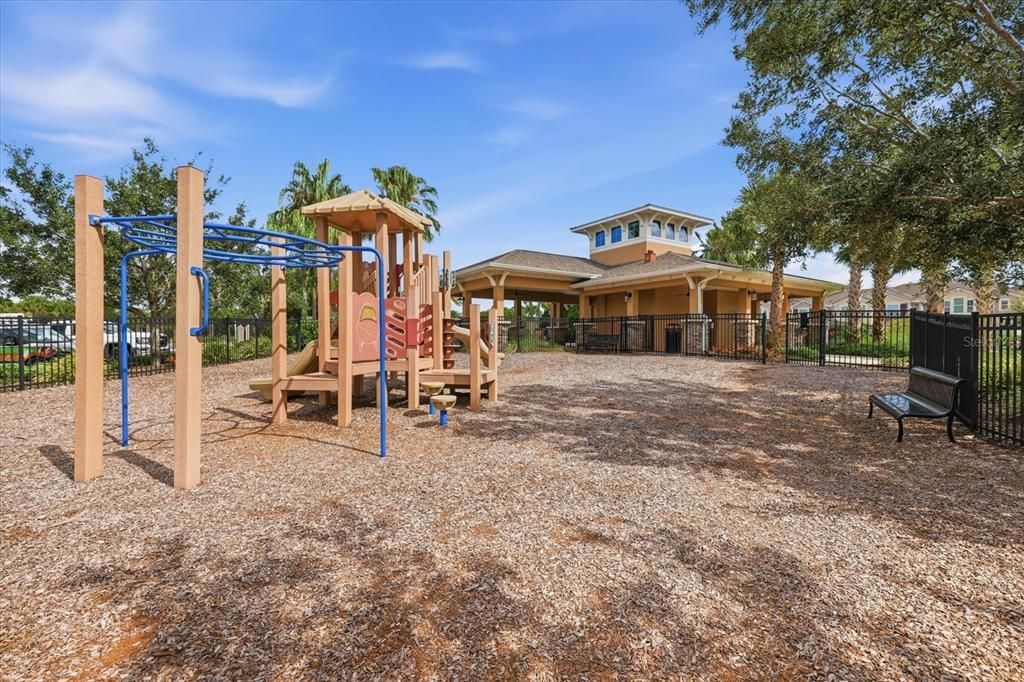 For Sale: $420,000 (2 beds, 2 baths, 1575 Square Feet)
