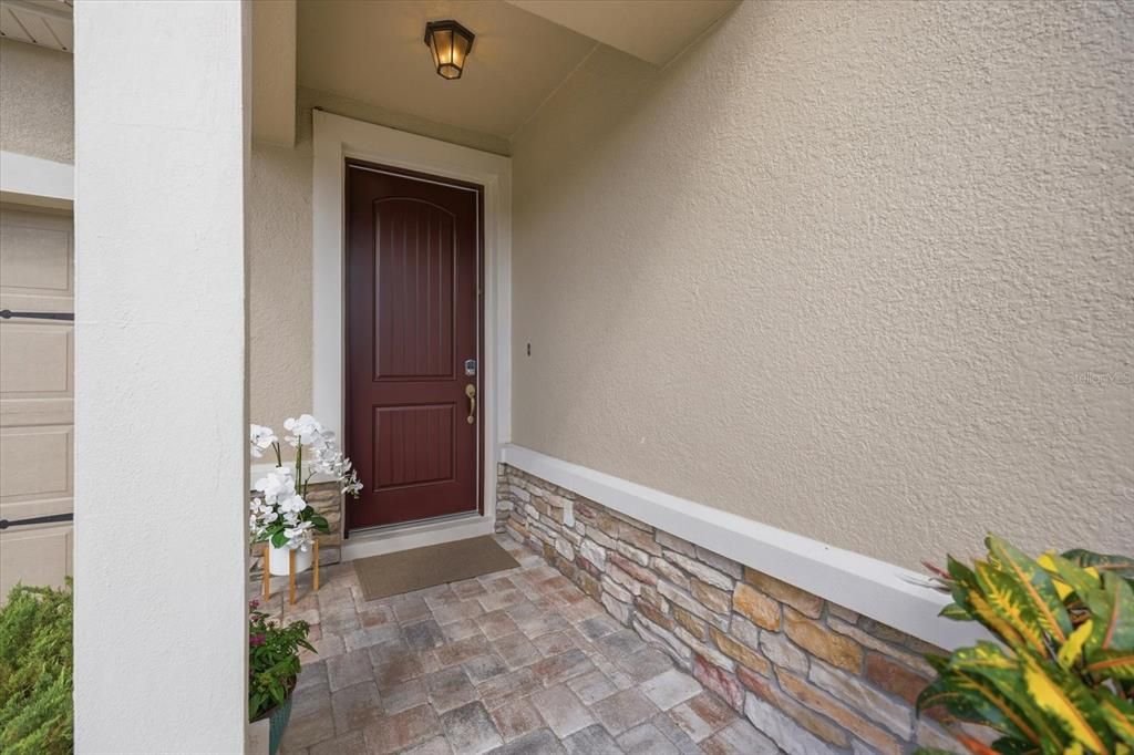 For Sale: $420,000 (2 beds, 2 baths, 1575 Square Feet)