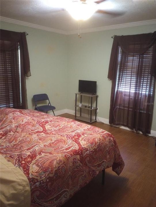 For Sale: $414,900 (3 beds, 2 baths, 1594 Square Feet)