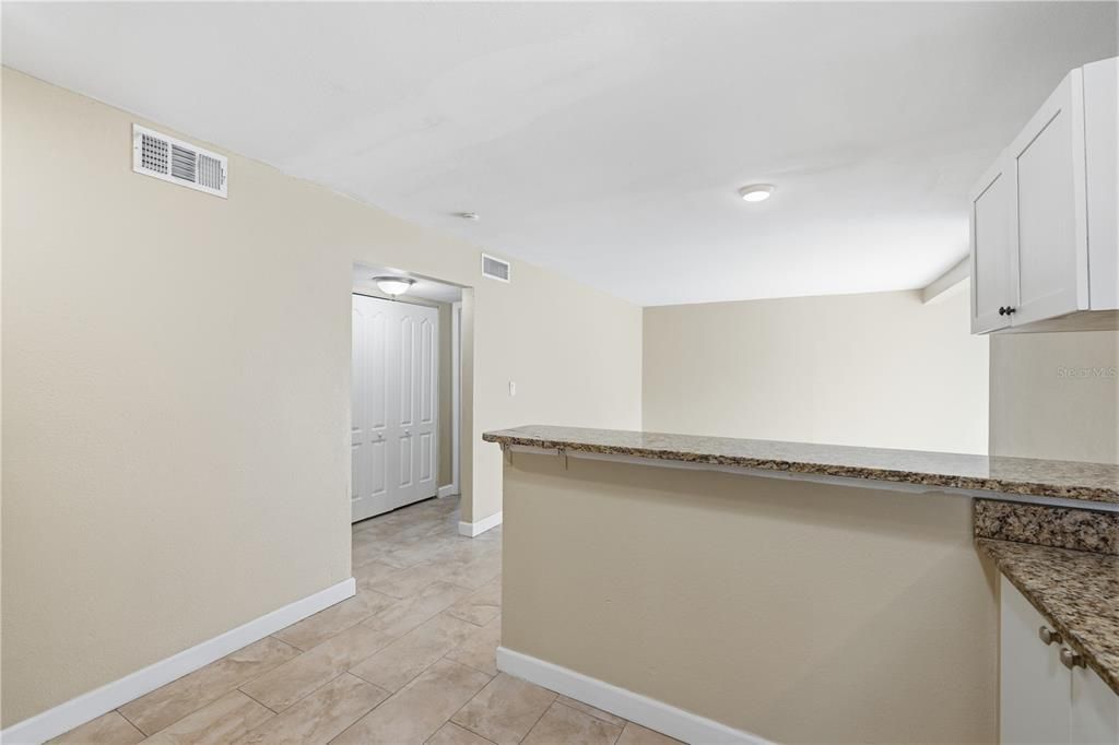 En Venta: $315,000 (4 camas, 0 baños, 1463 Pies cuadrados)