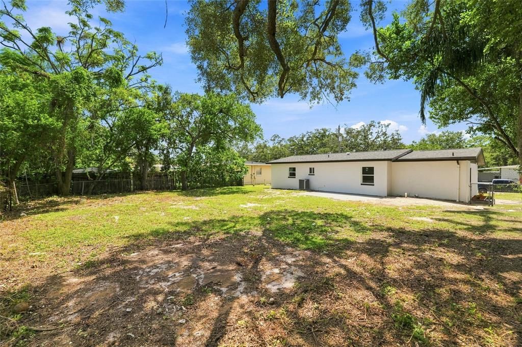 En Venta: $375,000 (4 camas, 2 baños, 1174 Pies cuadrados)