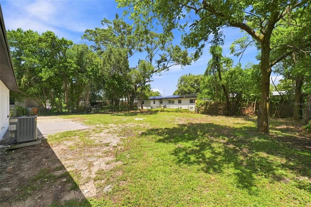 En Venta: $375,000 (4 camas, 2 baños, 1174 Pies cuadrados)