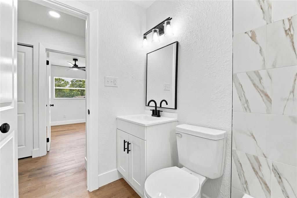 En Venta: $375,000 (4 camas, 2 baños, 1174 Pies cuadrados)
