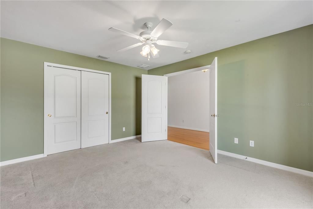 For Sale: $435,000 (3 beds, 2 baths, 1890 Square Feet)