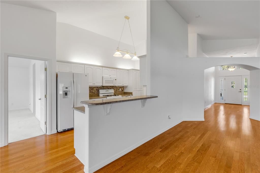 For Sale: $435,000 (3 beds, 2 baths, 1890 Square Feet)