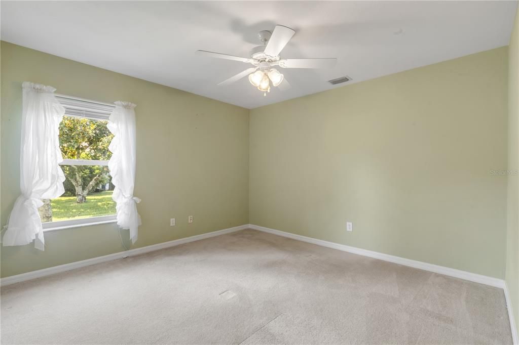 For Sale: $435,000 (3 beds, 2 baths, 1890 Square Feet)