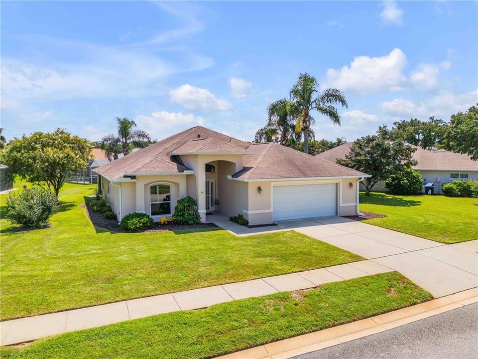 For Sale: $435,000 (3 beds, 2 baths, 1890 Square Feet)