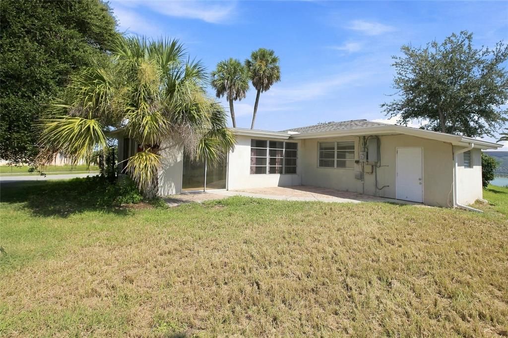 For Sale: $239,999 (3 beds, 1 baths, 1352 Square Feet)