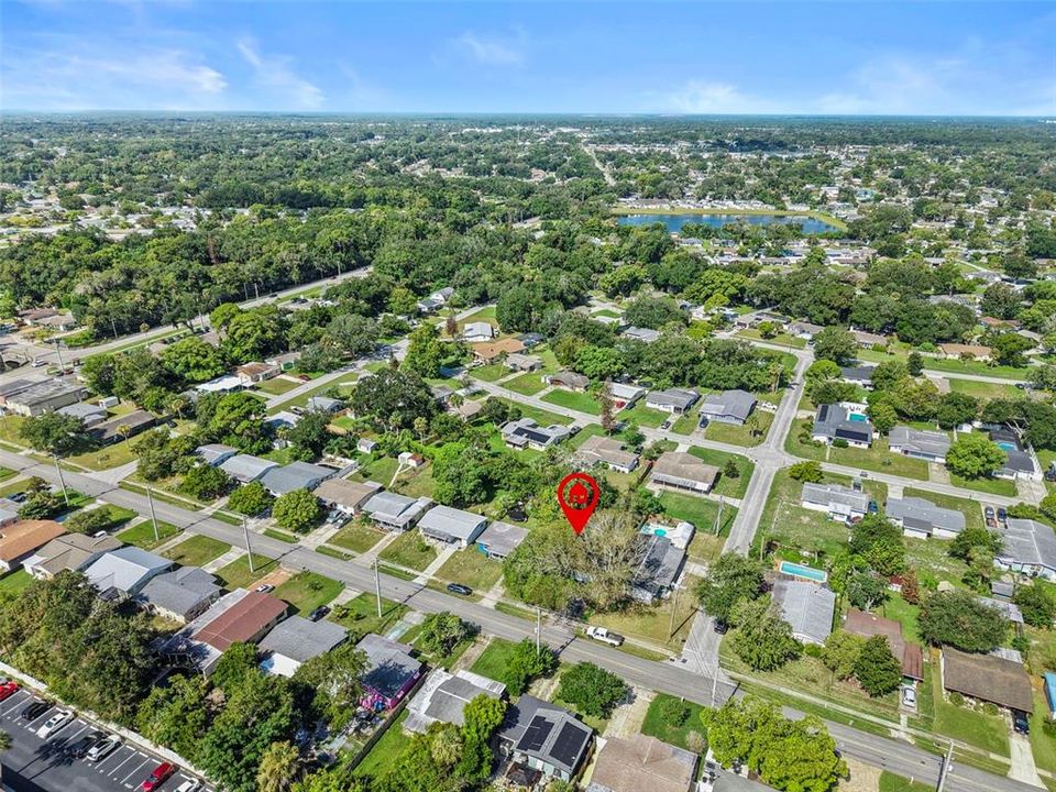 For Sale: $220,000 (2 beds, 1 baths, 828 Square Feet)