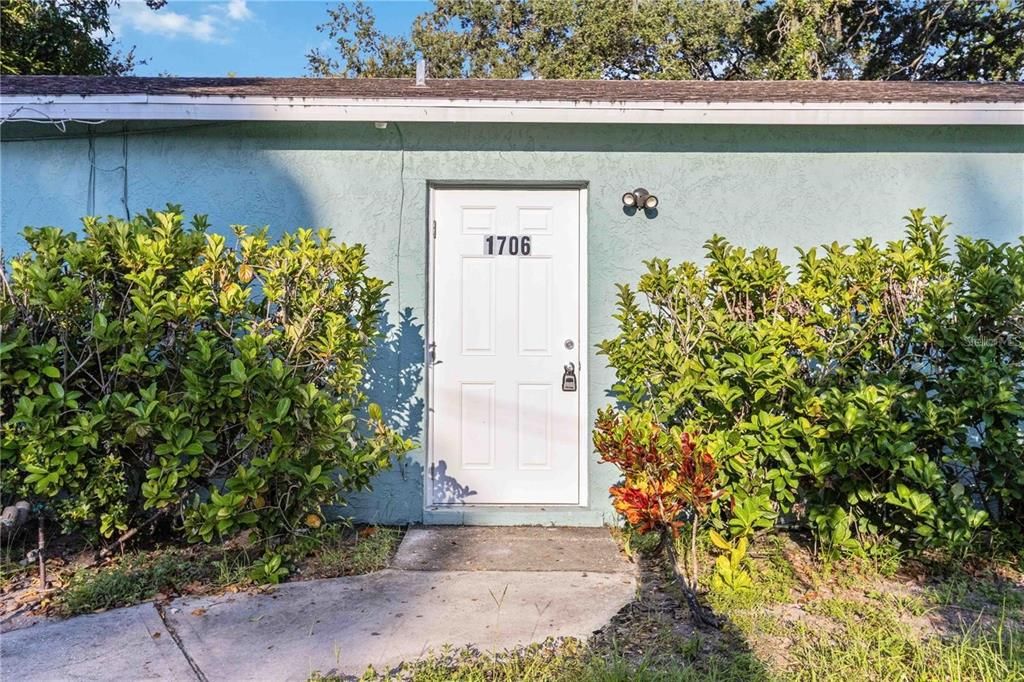 For Rent: $1,750 (2 beds, 2 baths, 1280 Square Feet)