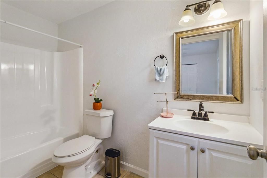 For Rent: $1,750 (2 beds, 2 baths, 1280 Square Feet)