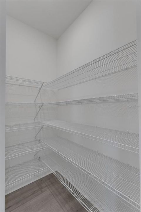 На продажу: $546,990 (4 спален, 3 ванн, 2687 Квадратных фут)