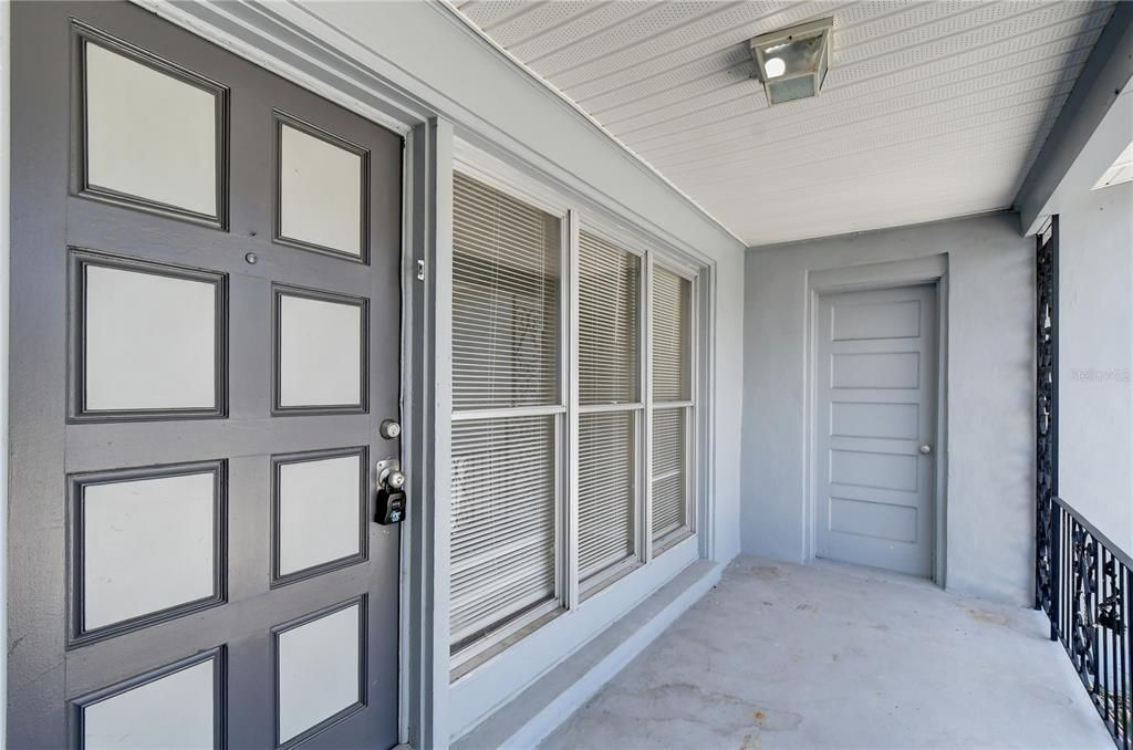 For Rent: $2,300 (3 beds, 2 baths, 1336 Square Feet)