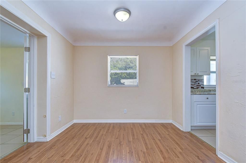 For Rent: $2,300 (3 beds, 2 baths, 1336 Square Feet)