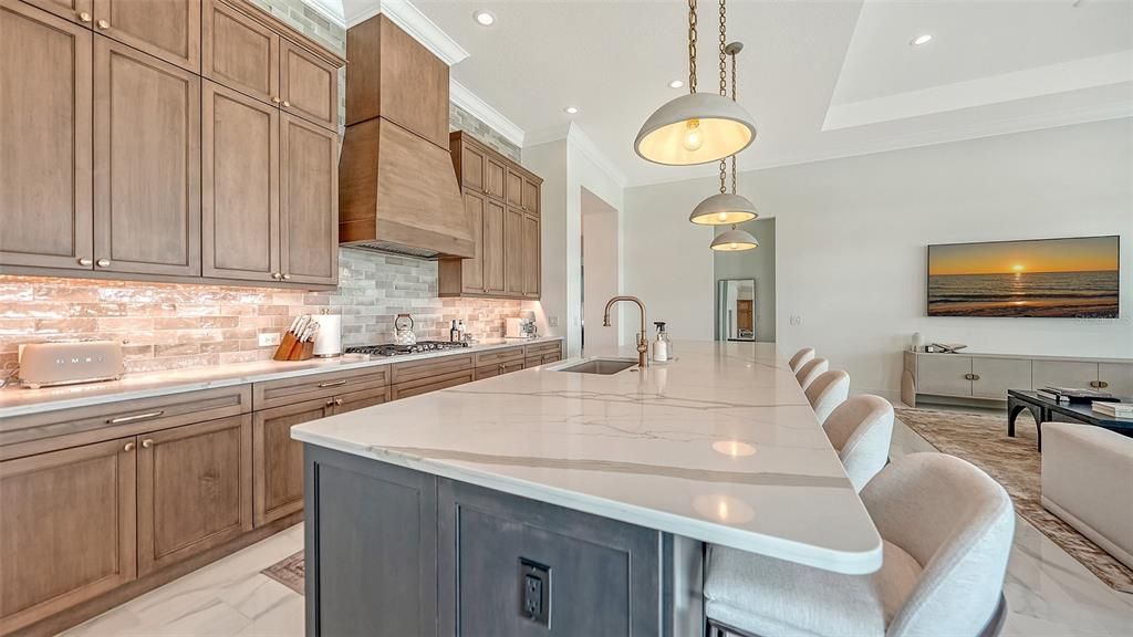 For Sale: $1,399,000 (3 beds, 3 baths, 2656 Square Feet)