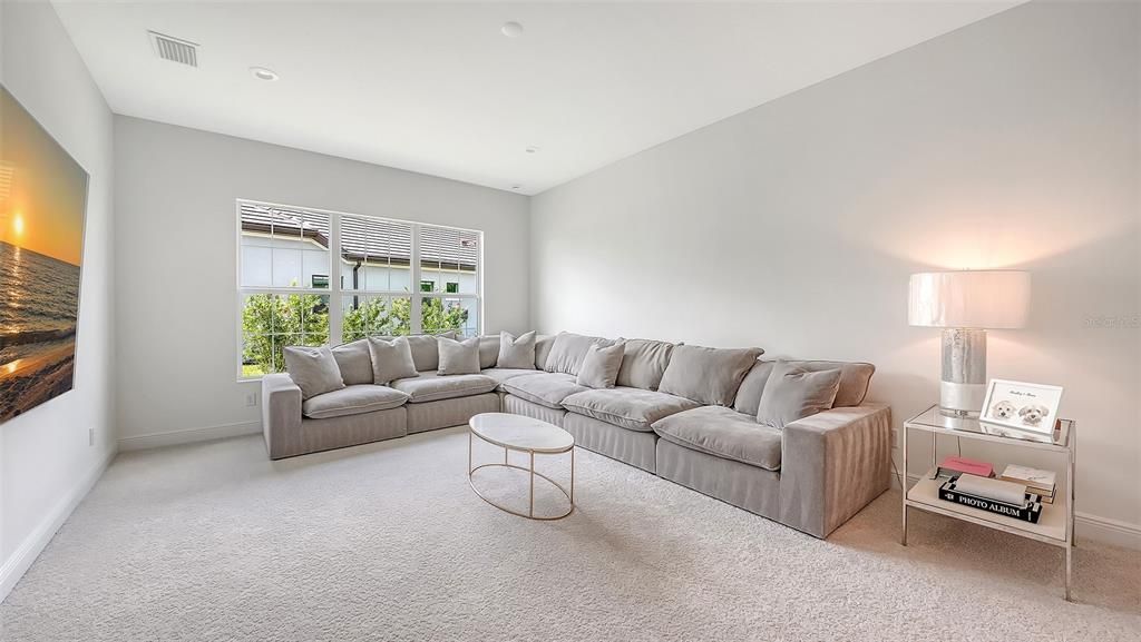 For Sale: $1,399,000 (3 beds, 3 baths, 2656 Square Feet)