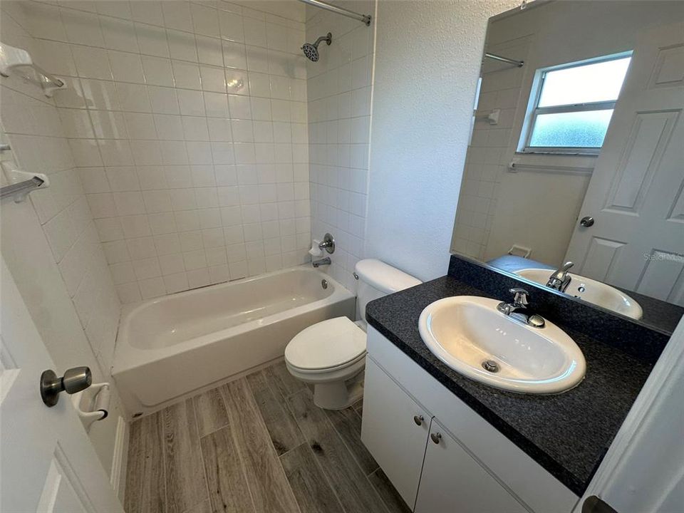 В аренду: $2,200 (3 спален, 2 ванн, 1020 Квадратных фут)