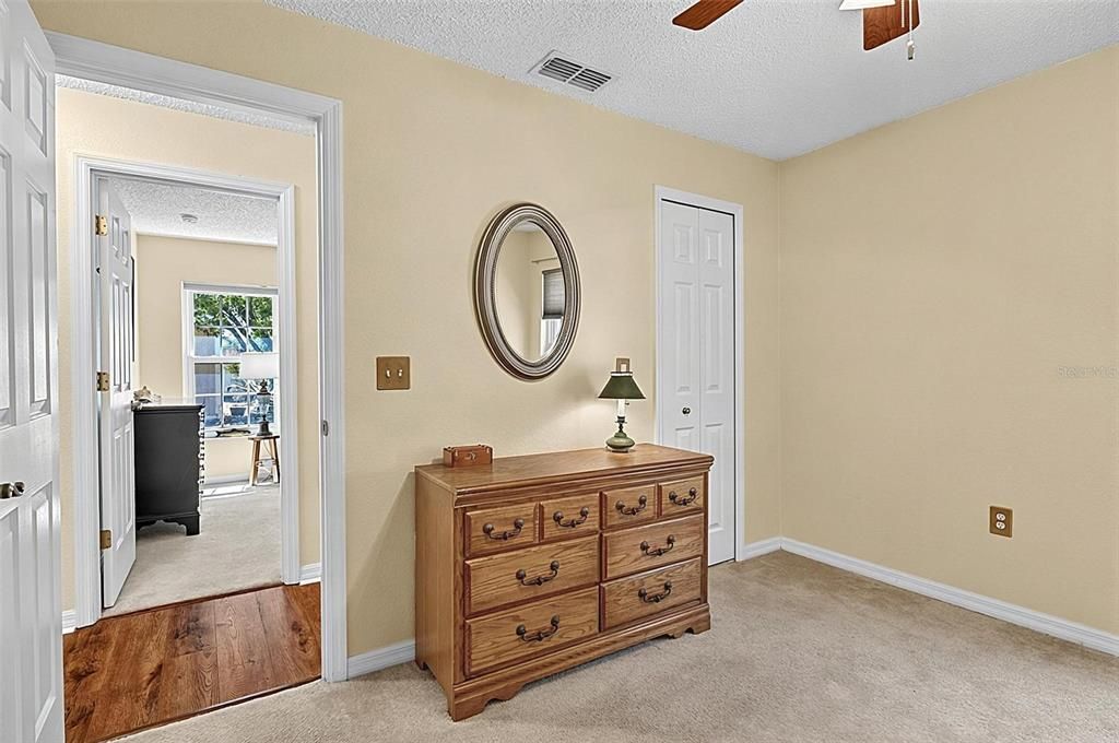 For Sale: $389,500 (3 beds, 2 baths, 1916 Square Feet)