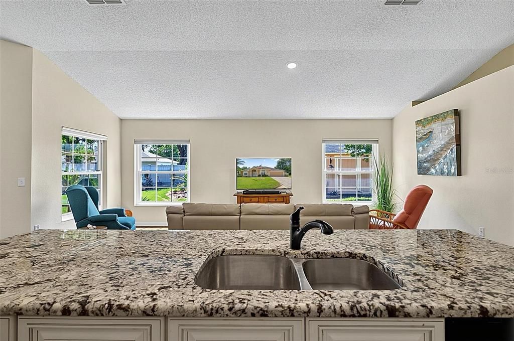 For Sale: $389,500 (3 beds, 2 baths, 1916 Square Feet)