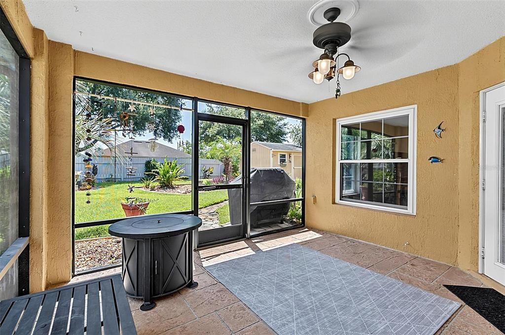 For Sale: $389,500 (3 beds, 2 baths, 1916 Square Feet)