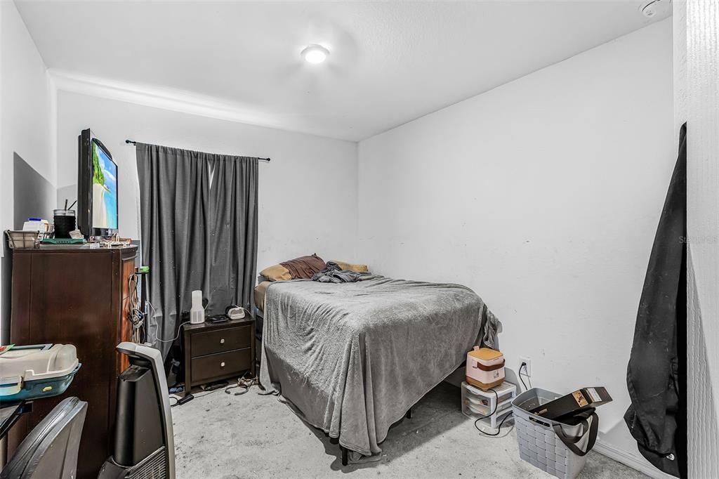 For Sale: $290,000 (4 beds, 2 baths, 1893 Square Feet)