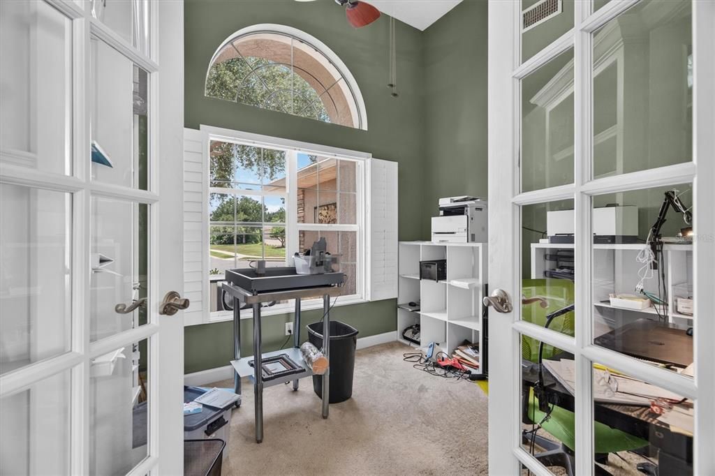 For Sale: $409,900 (3 beds, 2 baths, 2035 Square Feet)