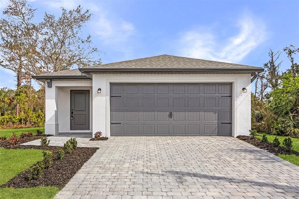 Active With Contract: $302,900 (3 beds, 2 baths, 1286 Square Feet)