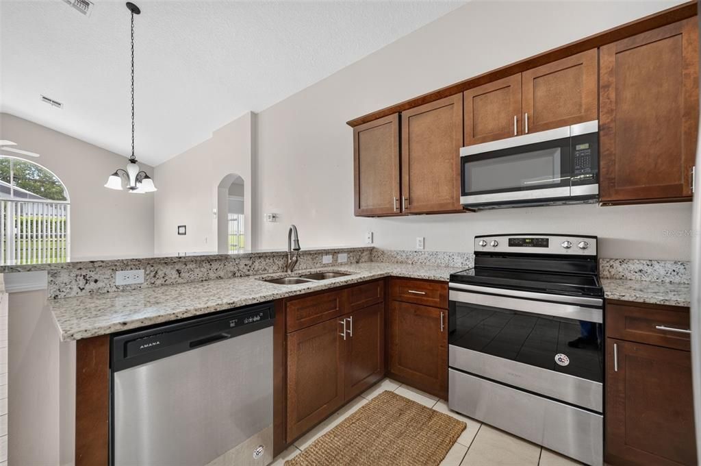 En Venta: $373,000 (3 camas, 2 baños, 1728 Pies cuadrados)