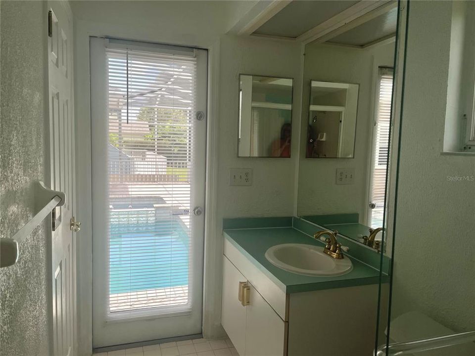 En Venta: $829,900 (5 camas, 3 baños, 3057 Pies cuadrados)