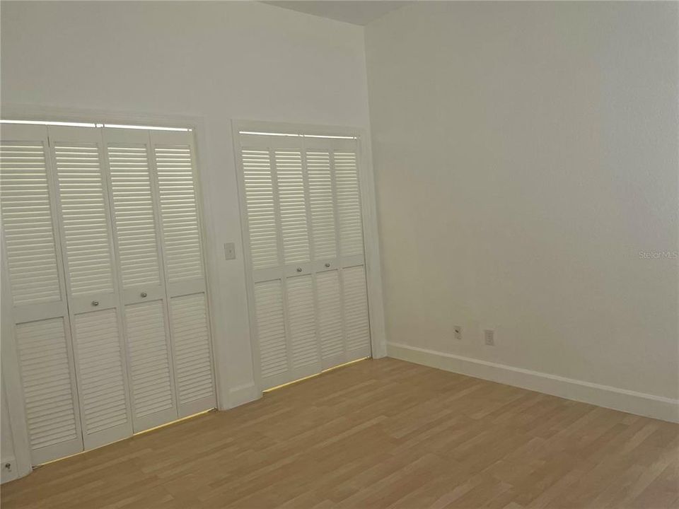 En Venta: $829,900 (5 camas, 3 baños, 3057 Pies cuadrados)