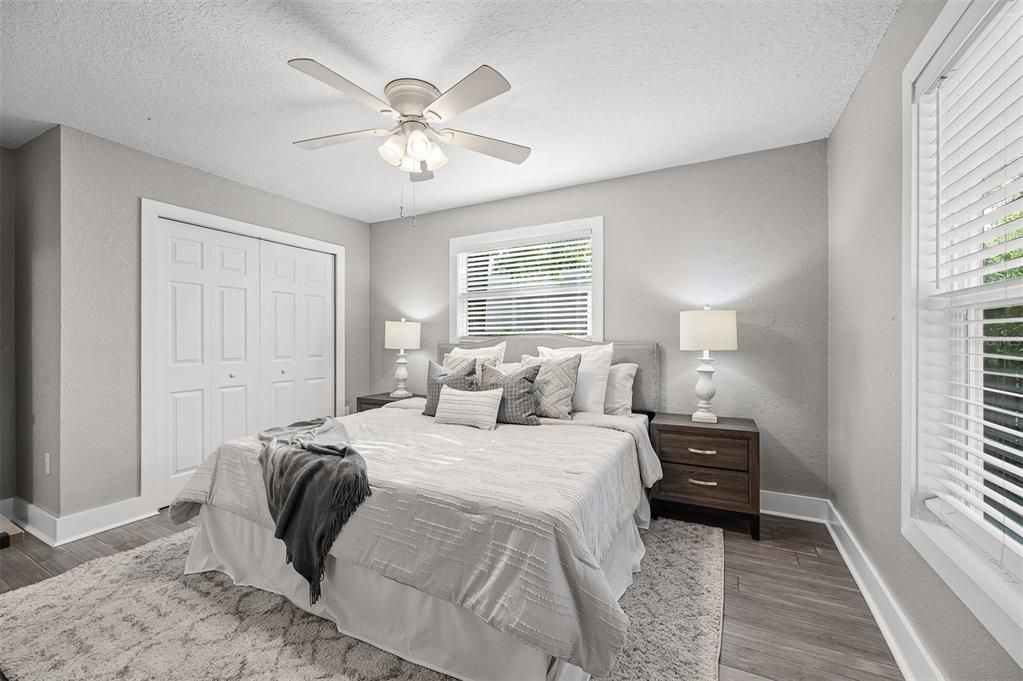 For Sale: $499,900 (3 beds, 2 baths, 1136 Square Feet)