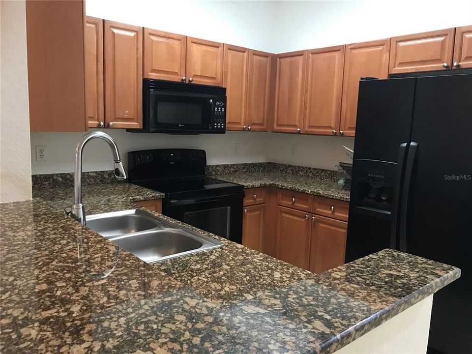 En Venta: $275,000 (2 camas, 2 baños, 1278 Pies cuadrados)