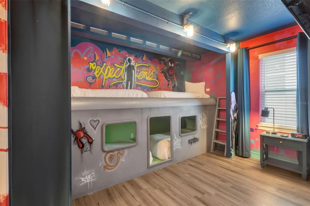 For Sale: $965,000 (11 beds, 10 baths, 4707 Square Feet)