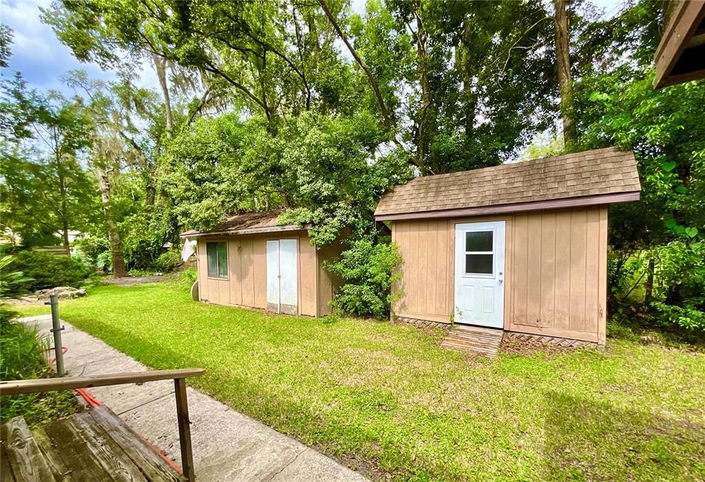 For Sale: $179,900 (3 beds, 2 baths, 1568 Square Feet)