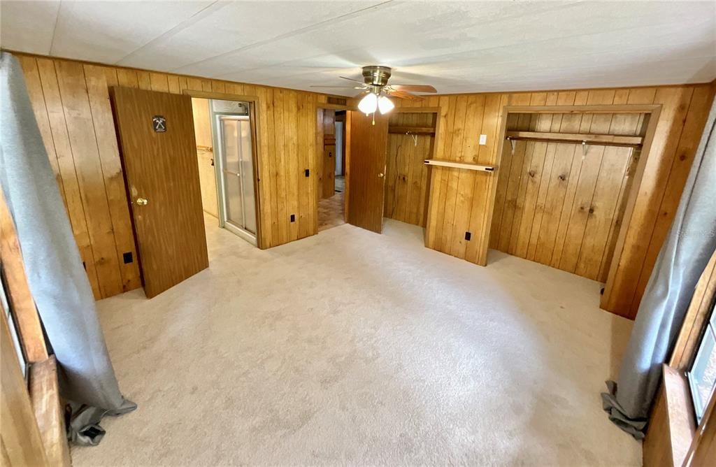 For Sale: $179,900 (3 beds, 2 baths, 1568 Square Feet)