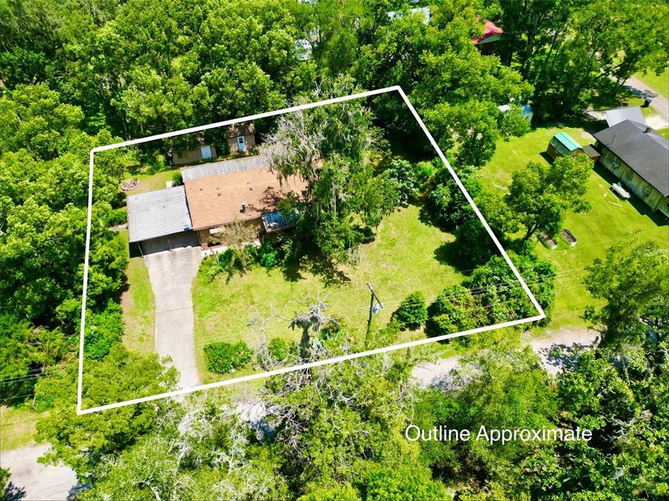 For Sale: $179,900 (3 beds, 2 baths, 1568 Square Feet)