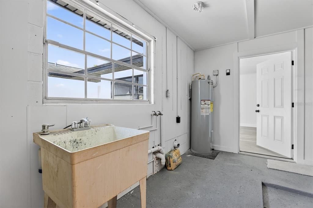 На продажу: $484,900 (4 спален, 2 ванн, 1849 Квадратных фут)