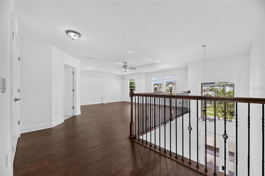 For Sale: $700,000 (5 beds, 4 baths, 3786 Square Feet)