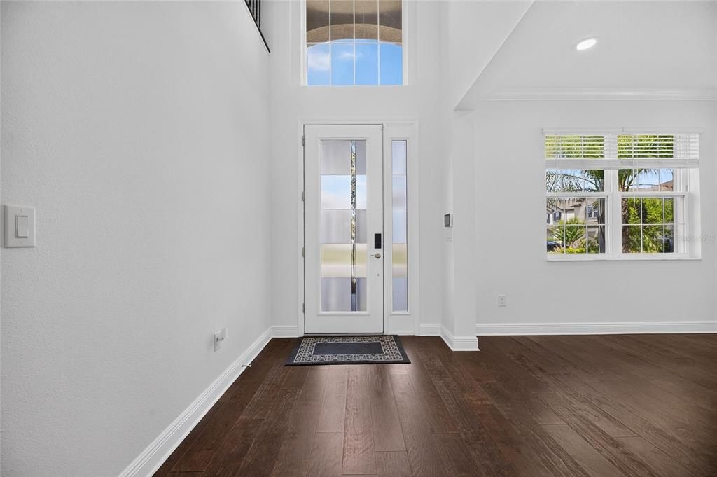 For Sale: $700,000 (5 beds, 4 baths, 3786 Square Feet)