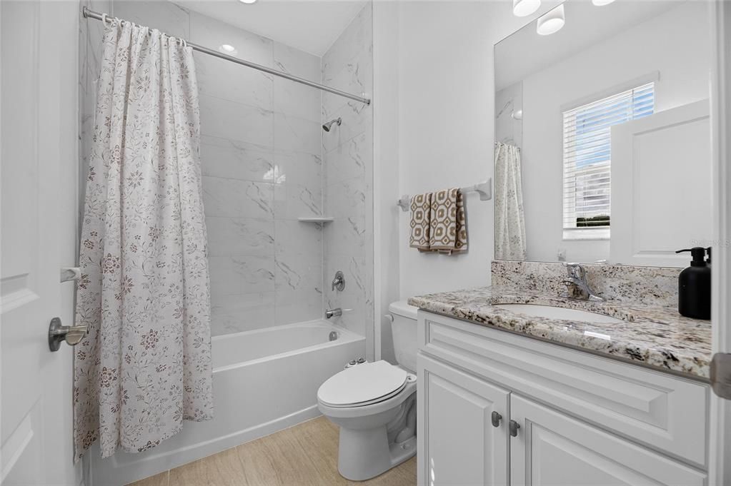 For Sale: $700,000 (5 beds, 4 baths, 3786 Square Feet)