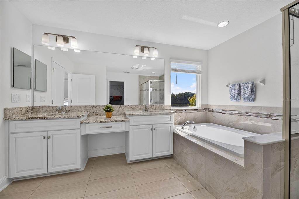 For Sale: $700,000 (5 beds, 4 baths, 3786 Square Feet)
