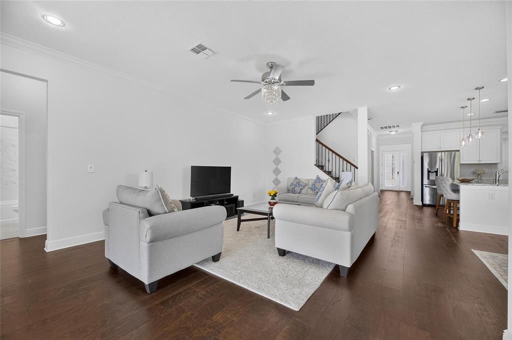 For Sale: $700,000 (5 beds, 4 baths, 3786 Square Feet)