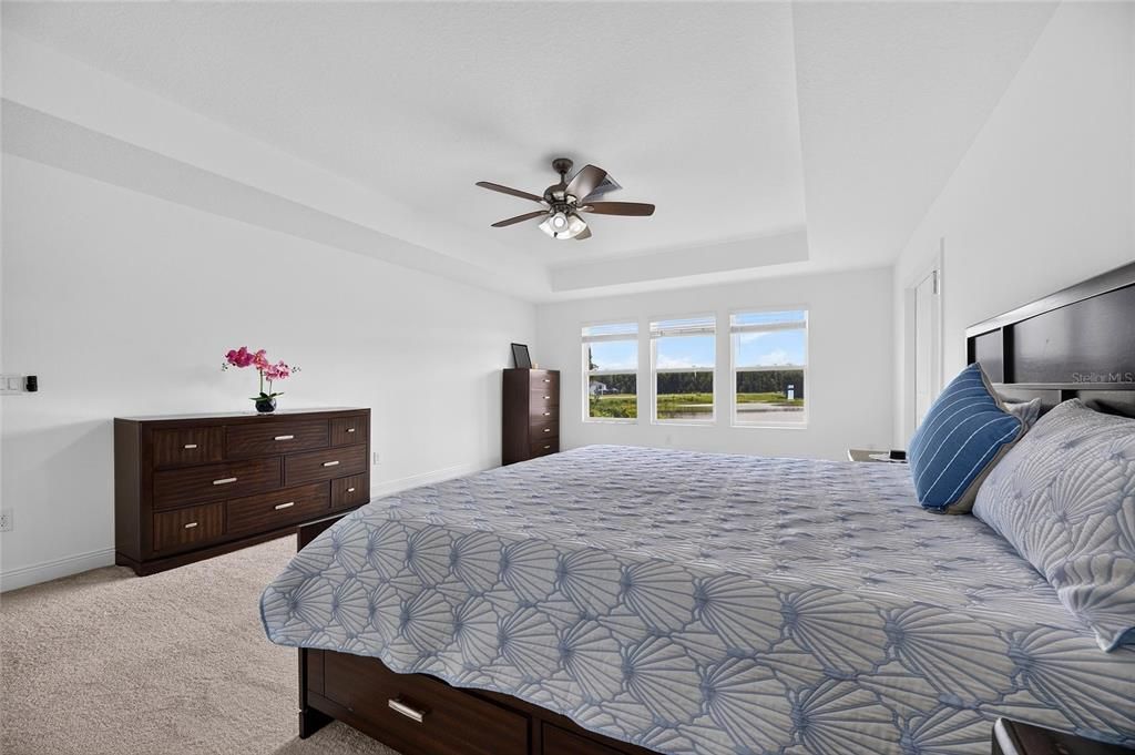 For Sale: $700,000 (5 beds, 4 baths, 3786 Square Feet)