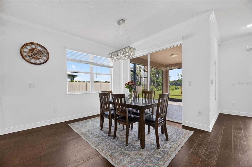 For Sale: $700,000 (5 beds, 4 baths, 3786 Square Feet)