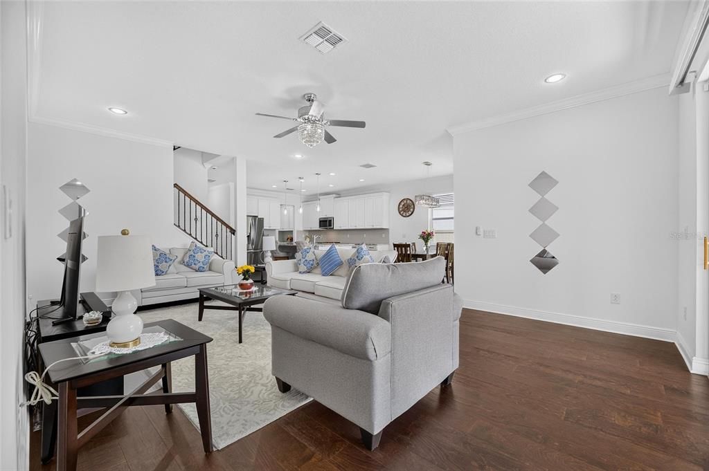 For Sale: $700,000 (5 beds, 4 baths, 3786 Square Feet)