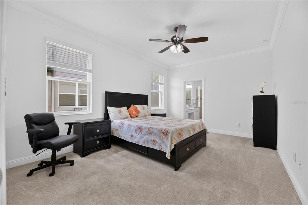 For Sale: $700,000 (5 beds, 4 baths, 3786 Square Feet)